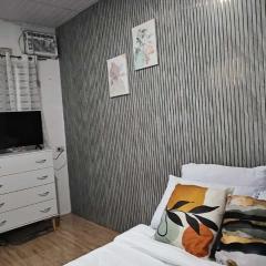 Room in downtown davao - Easy access to everything!