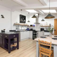 Sidlesham Hideaway Logburner & Garden