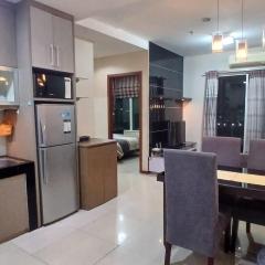 CENTRAL JAKARTA THAMRIN RESIDENCE APARTMENT luxurious 2BEDROOM New furniture 60M scbd beside 3 MALLS