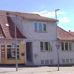 Private Rooms-Shared kitchen&bathroom- No host on site
