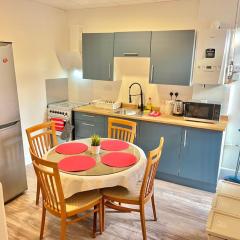 Lux shared flat with 2 private bedrooms and 2 private en-suite bathrooms