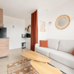 Logement lumineux sur les toits - métro à proximité