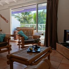 Appartement avec vue sur jardin à Les Trois-Îlets