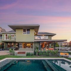 New! Kinvara Villa with Pool, Gym & Lion's Head View