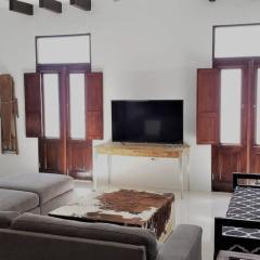 La Estadia- Calle de la Cruz