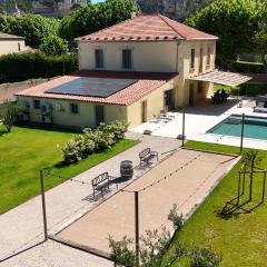 Bastide des Oliviers, Maison Provençale