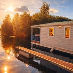 Cottage flottant spa privatif en option Port de Plaisance proche Centre