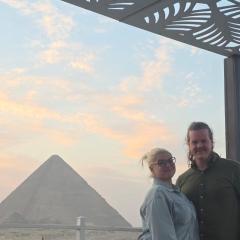 pyra pyramids view inn