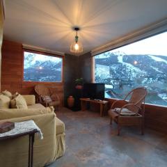 PUERTO NEVADO Box 6 en la base del cerro Catedral con vistas