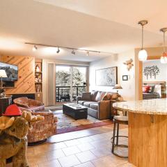Trails End Moose Haven Condo - Ski In/Out, Walk to Town!