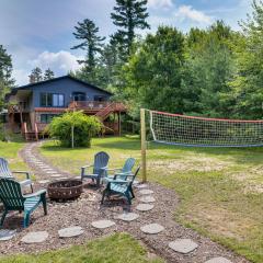 Game Room and Hot Tub Waterfront Lake Arbutus Cabin