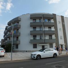 Hermoso apartamento renovado para 4 pers. con parking privado en Roses - ES-204-11