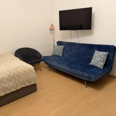 10 Min to City Center by U3 I Design Apt