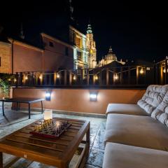 Downtown ChillOut Housing Cathedral Alcázar Views Toledo