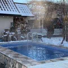 Shahdag Suvacal House