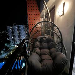 Bears Den Cozy 1BR with balcony facing city and amenity near Mactan Airport