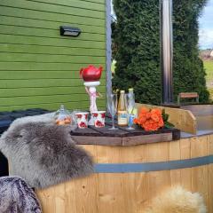 le chalet vert et bain nordique au feu de bois