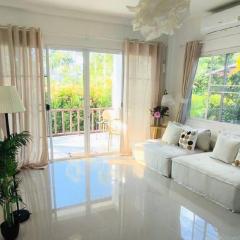 Cozy Villa in the Tropical Garden