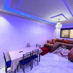 2BR Luxurious Apartment - 2 Min from City Center