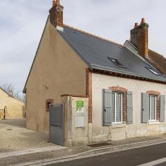 Charmant Gîte à Cheverny avec Jardin et Salon de Jardin - FR-1-491-391
