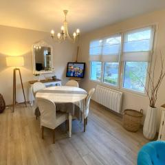 Maison avec jardin clos à 650m de la plage, parking, 2 chambres - FR-1-368-472