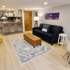 DC Beckons Darling Apt Sleeps 4