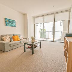 StayAU Entire Space 10-min drive to CBD Dryer