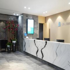 Jinjiang Inn Style Pudong College of Finance and Management Caolu Town Government