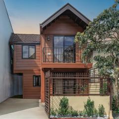 Tagaytay Staycation with Pool and Free Private Parking