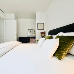 Chic Loft by Castle&Danube Old town Free Parking