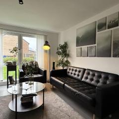 New Modern Detached House with 5bdr Glasgow