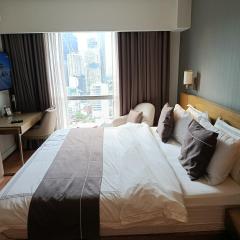 RBR Lux at Novotel Manila Hotel Residences Acqua