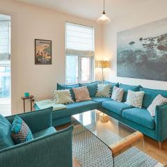 Saltburn Centre 3-Bed 3-Bath Apartment