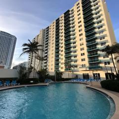 Oversized 2-Bedroom on the Ocean