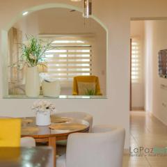 Renovated Apartment Steps from the Malecon & Beach