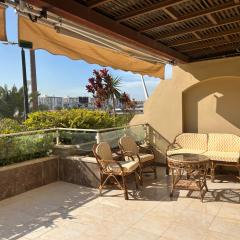 Deluxe condo in Smouha