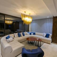 Villa 4-Bedroom with Private Pool & Rooftop Sea View in Tamaris