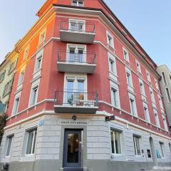 Delta City Hotels - Self check-in