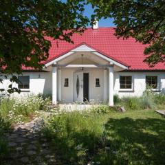 Comfortable house with a swimming pool and sauna