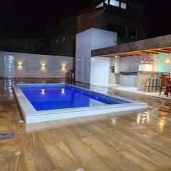 Casa Abade - 4 Quartos - Excelente Localização