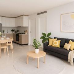 Peaceful Family Home Near Westfield Eastgardens