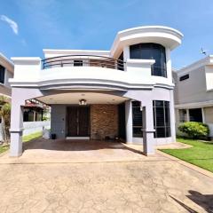 Raja Uda Family Haven 4BR 10 Pax