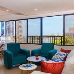 Modern duplex - Stunning views !