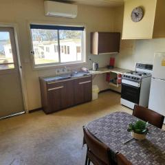 Bemm River Bungalows - Blue Wren Retreat - Bungalow 4