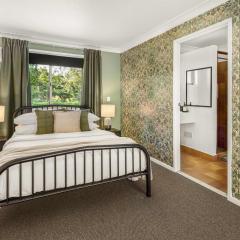 Tranquil Queen Room & Pool