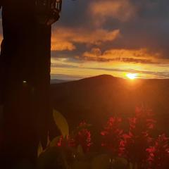 Pousada Canto da Lua - Charme, exclusividade e linda vista!