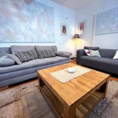 House with garden & private parking in Cologne