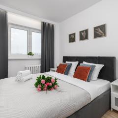 Lumina spacious 3-room apartment with parking