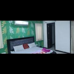 shree laddu gopal hotel