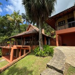 Casa com linda vista para o mar para amantes da natureza